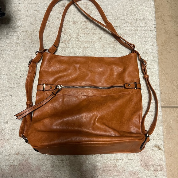 Convertible shoulder bag to backpack purse - Picture 1 of 3